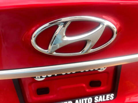 2020 Hyundai Santa Fe SE