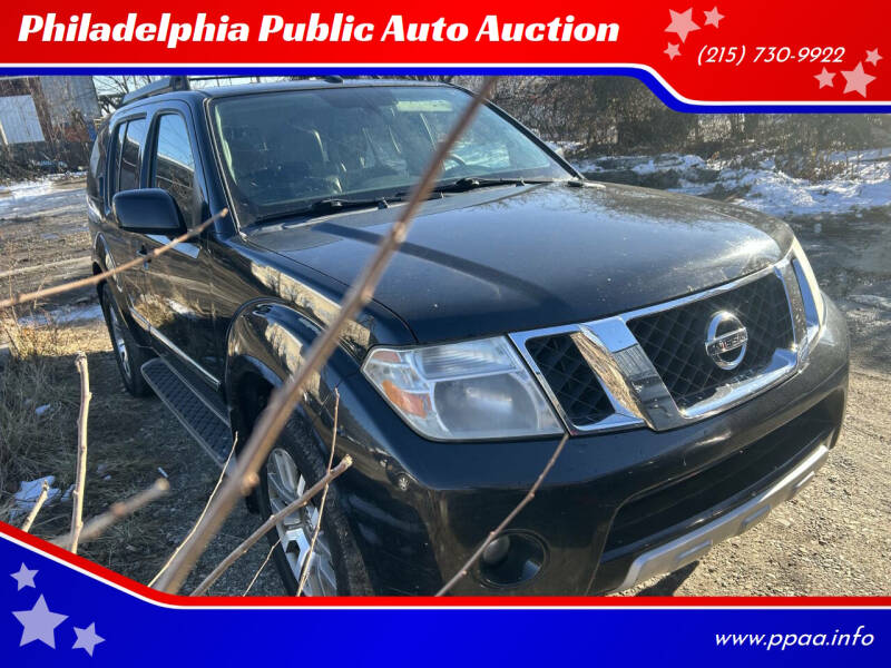 2012 Nissan Pathfinder LE