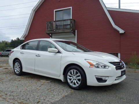 2015 Nissan Altima for sale at Red Barn Motors, Inc. in Ludlow MA