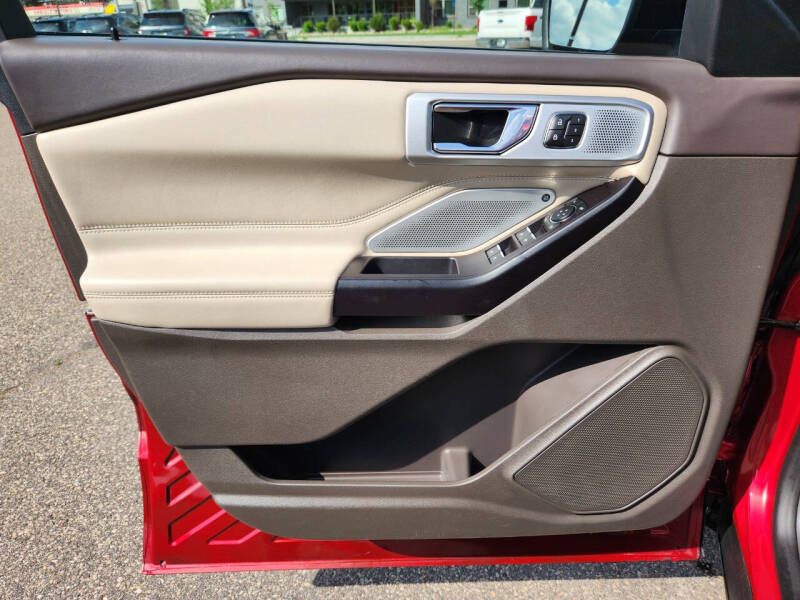 2020 Ford Explorer Platinum