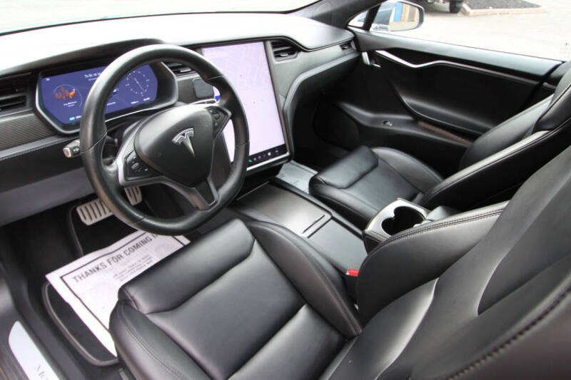 2020 Tesla Model S Performance photo 21