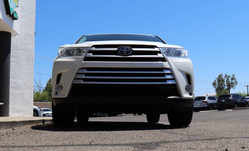 2017 Toyota Highlander LE Plus