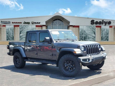 2022 Jeep Gladiator for sale at Seelye Truck Center of Paw Paw in Paw Paw MI