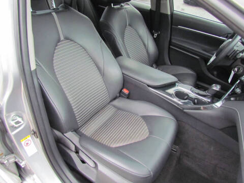 2018 Toyota Camry SE