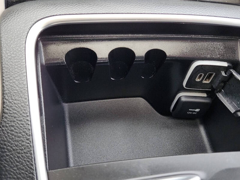 2023 Chrysler Pacifica Plug-In Hybrid Limited