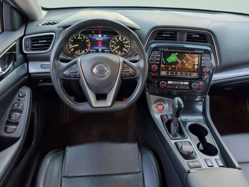 2021 Nissan Maxima 3.5 SV