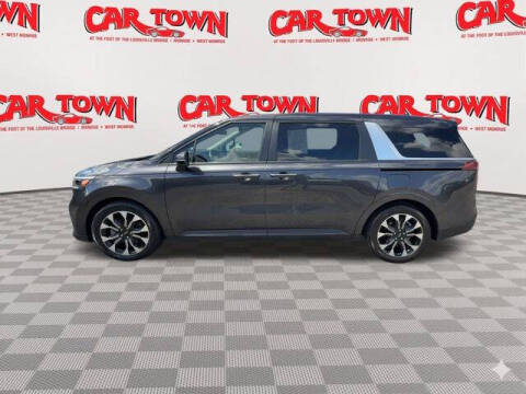 2024 Kia Carnival EX