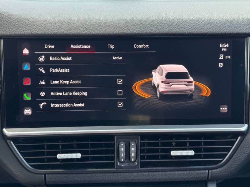 2022 Porsche Cayenne E-Hybrid