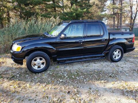 2004 Ford Explorer Sport Trac for sale at Northwoods Auto & Truck Sales in Machesney Park IL