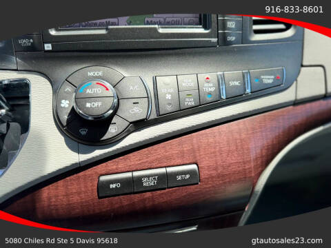 2011 Toyota Sienna