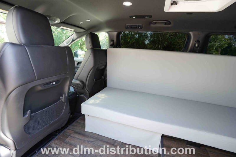 2025 Mini T Campervan Chrysler Pacifica AWD Camper V