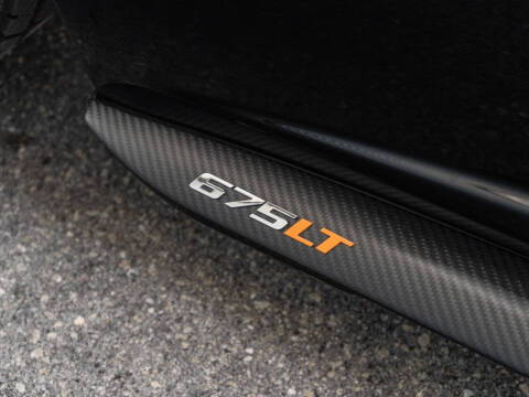 2016 McLaren 675LT