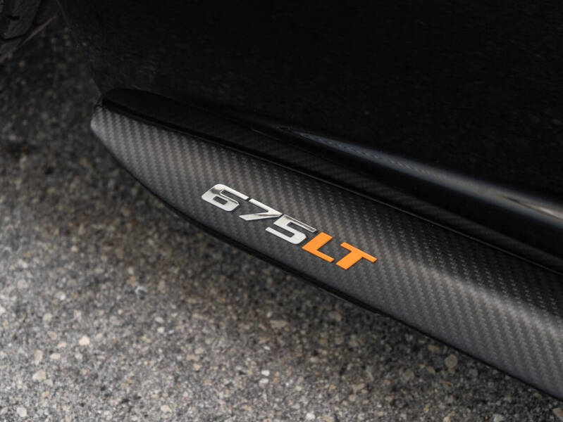 2016 McLaren 675LT