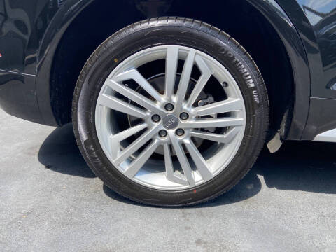 2018 Audi Q5 2.0T quattro Premium Plus