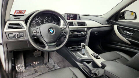 2017 BMW 3 Series 320i xDrive