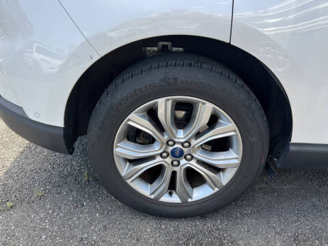 2019 Ford Edge Titanium