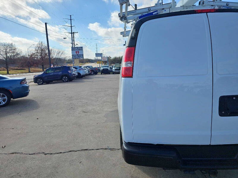 2019 Chevrolet Express 2500