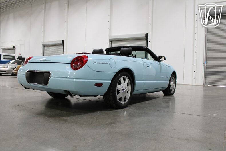 2003 Ford Thunderbird