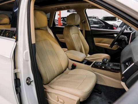 2019 Audi Q5 quattro Premium Plus 45 TFSI