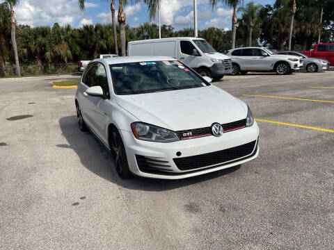 2016 Volkswagen Golf GTI S