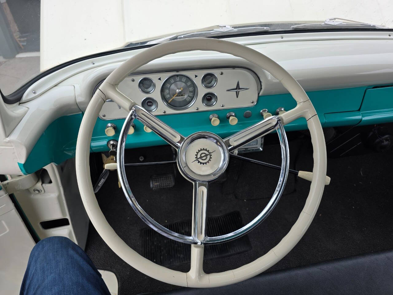 1960 Ford F-250 140