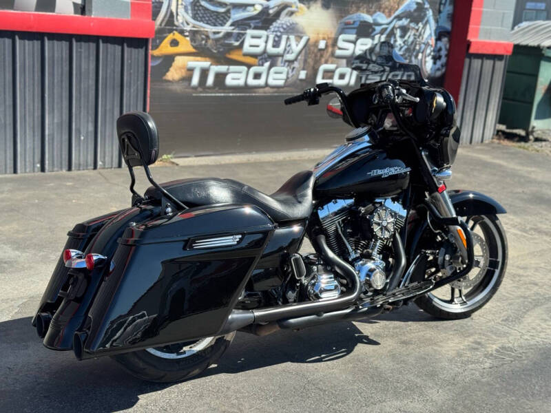 2014 Harley-Davidson Street Glide Custom