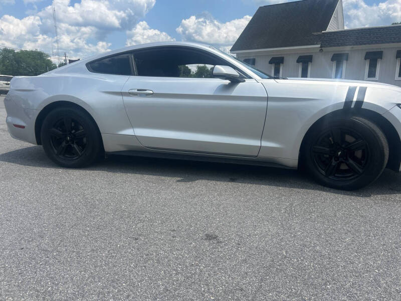 2015 Ford Mustang V6
