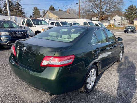 2010 Toyota Camry LE