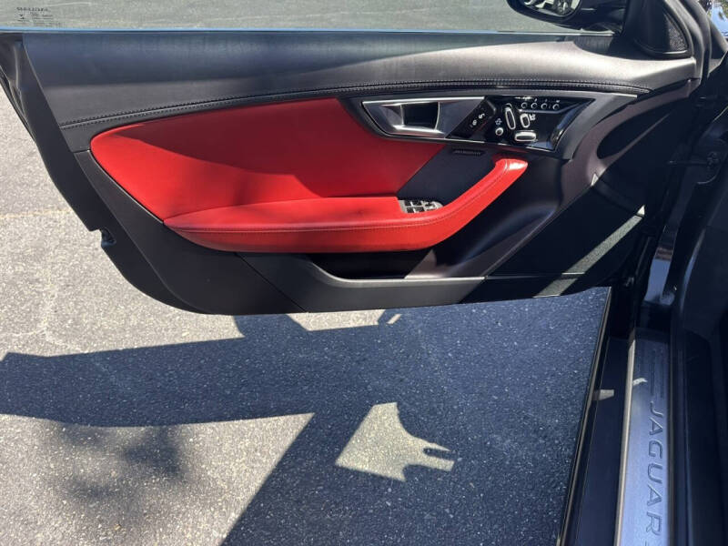 2015 Jaguar F-TYPE S