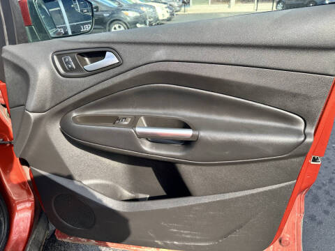 2019 Ford Escape SEL