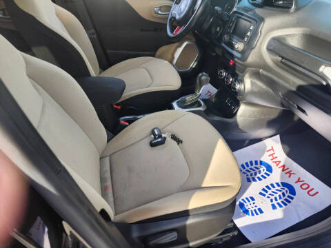 2016 Jeep Renegade Latitude 75th Anniversary