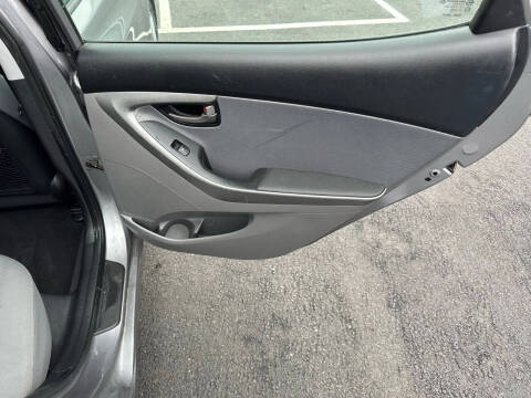 2011 Hyundai Elantra