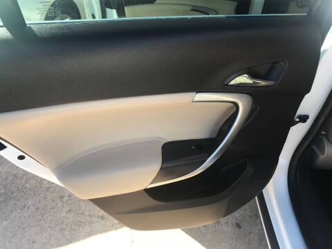 2017 Buick Regal Premium II