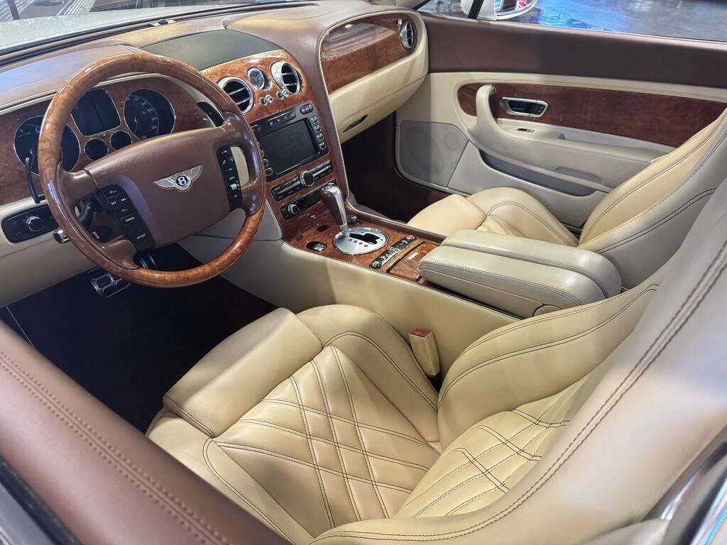 2007 Bentley Continental 29