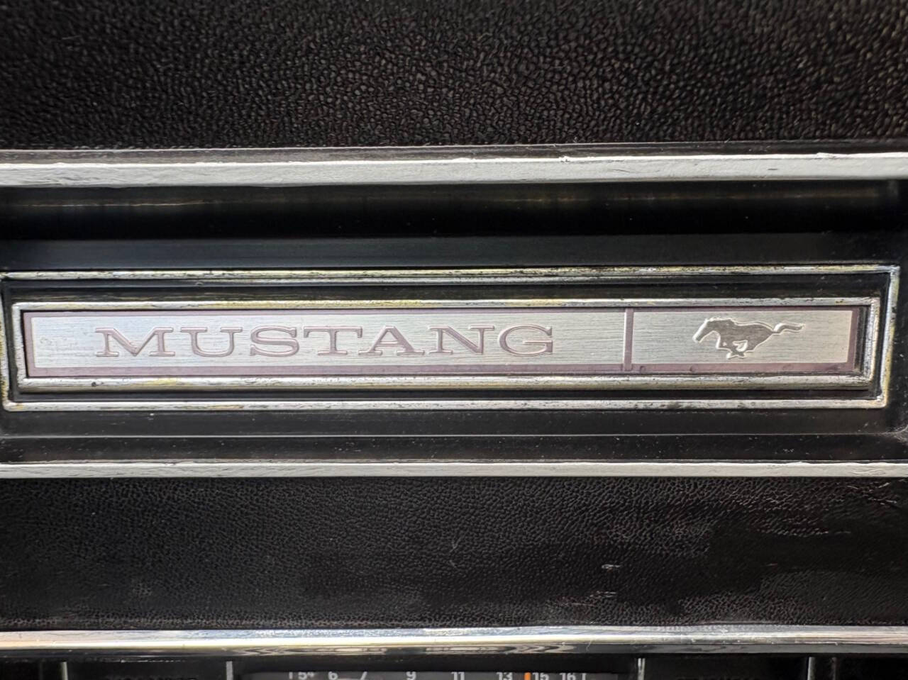 1973 Ford Mustang 40