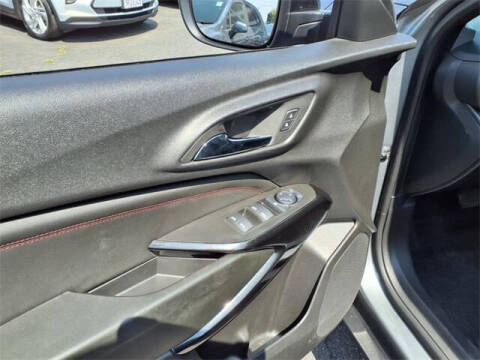 2024 Chevrolet Trax RS