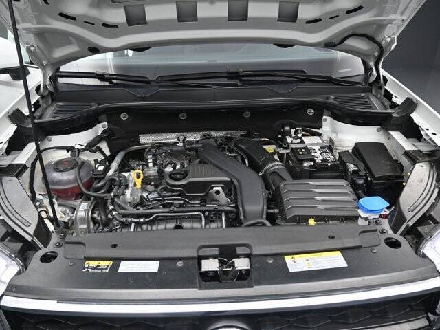 2024 Volkswagen Taos SE 4Motion