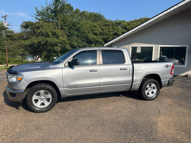 Used 2020 RAM Ram 1500 Pickup Big Horn/Lone Star with VIN 1C6SRFFT9LN297819 for sale in Natchez, MS