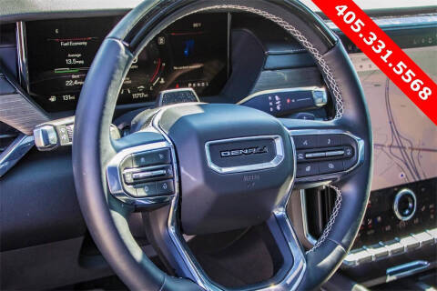 2024 GMC Acadia Denali