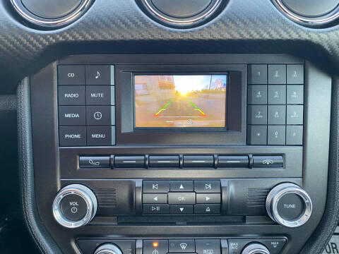 2016 Ford Mustang V6