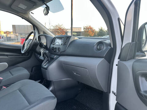 2019 Nissan NV200 S