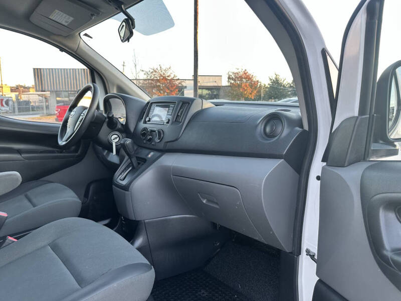 2019 Nissan NV200 S