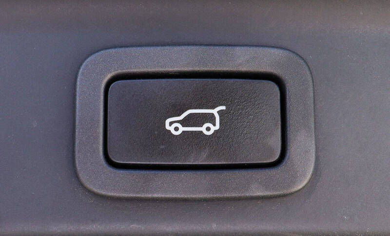 2019 Jaguar F-PACE 30t Prestige