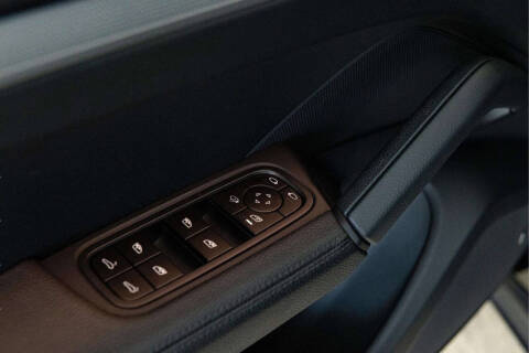 2024 Porsche Cayenne Coupe