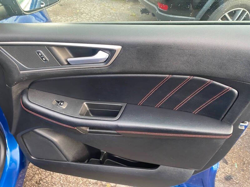 2022 Ford Edge ST-Line