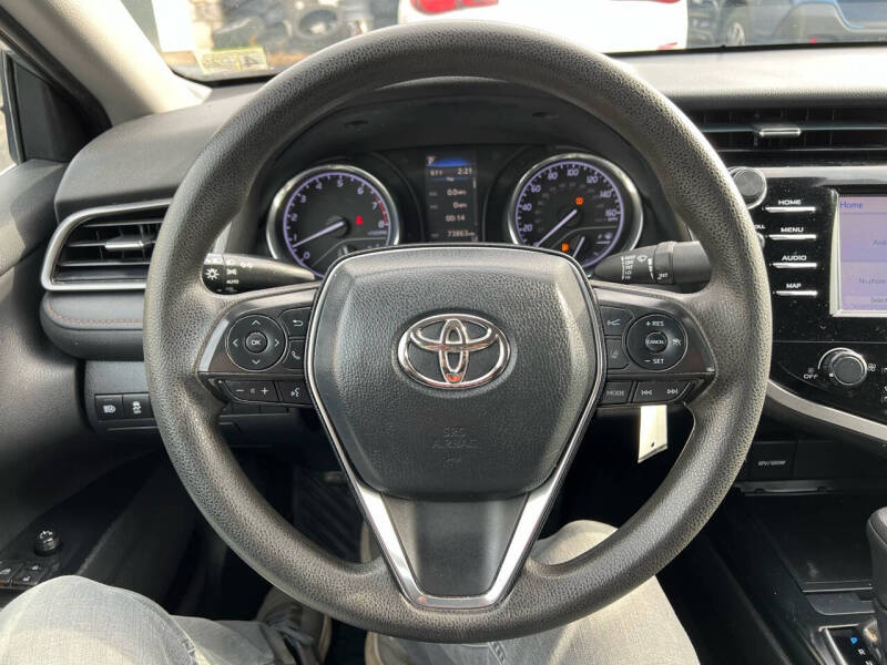 2019 Toyota Camry LE