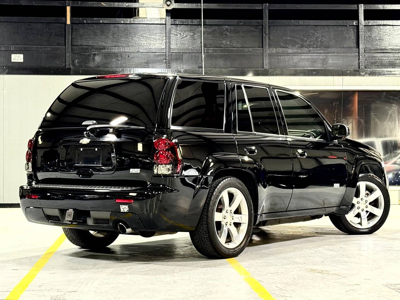 2008 Chevrolet TrailBlazer for sale at Carnival Car Company in Victoria, TX