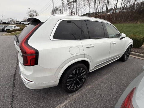 2025 Volvo XC90 B6 Plus Bright Theme 7P