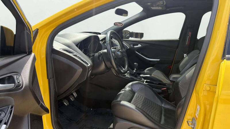 2017 Ford Focus ST