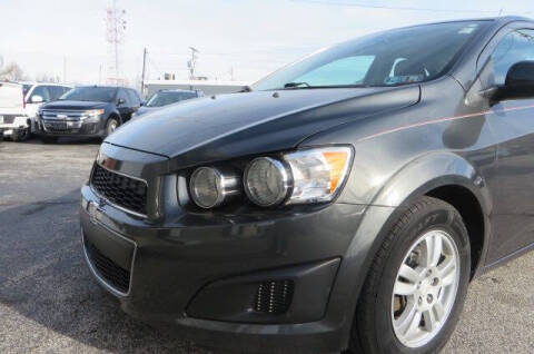 2016 Chevrolet Sonic LT Auto